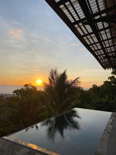Panggang Villa | Pura Samudra - Beach House Hilltop