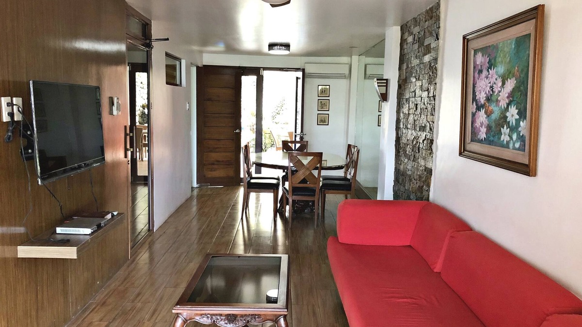 Tagaytay Villa | Pura Vida Villas