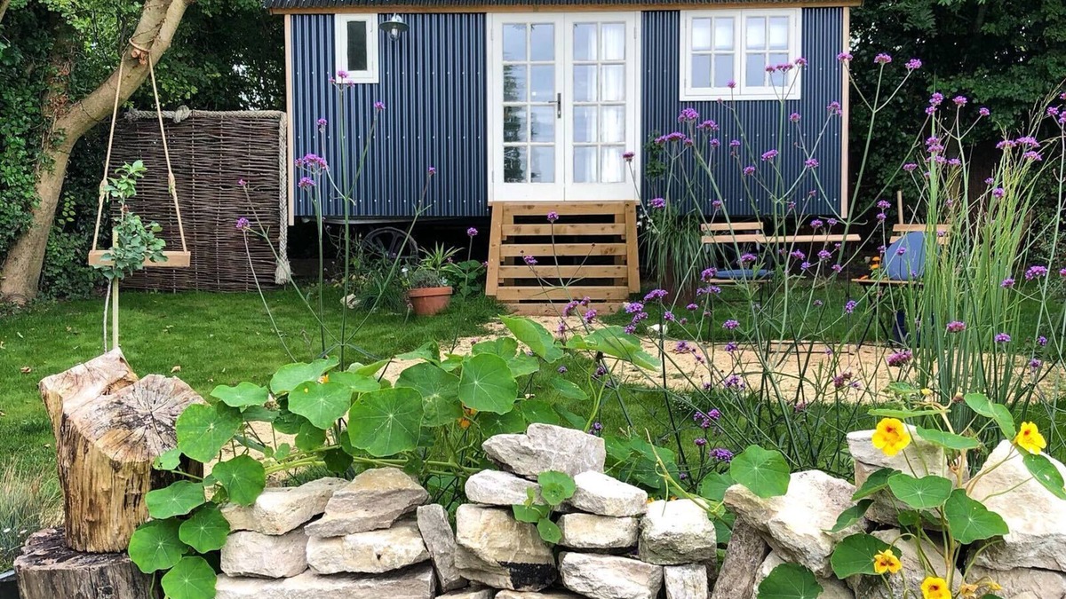 Worth Matravers Cabin | Purbeck Shepherd Huts - Chapmans Pool