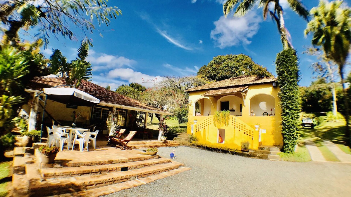 Cunha Cottage | Pure green space in the center of Cunha.
