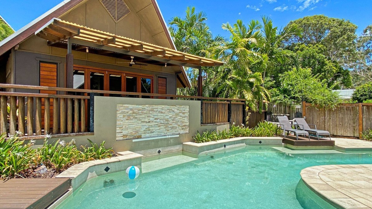 Nelly Bay Villa | Pure Magnetic Villa 5