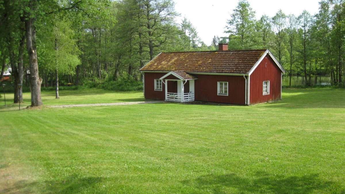Bodafors House | Pure nature - holiday by the river Emån and with deer as neighbors