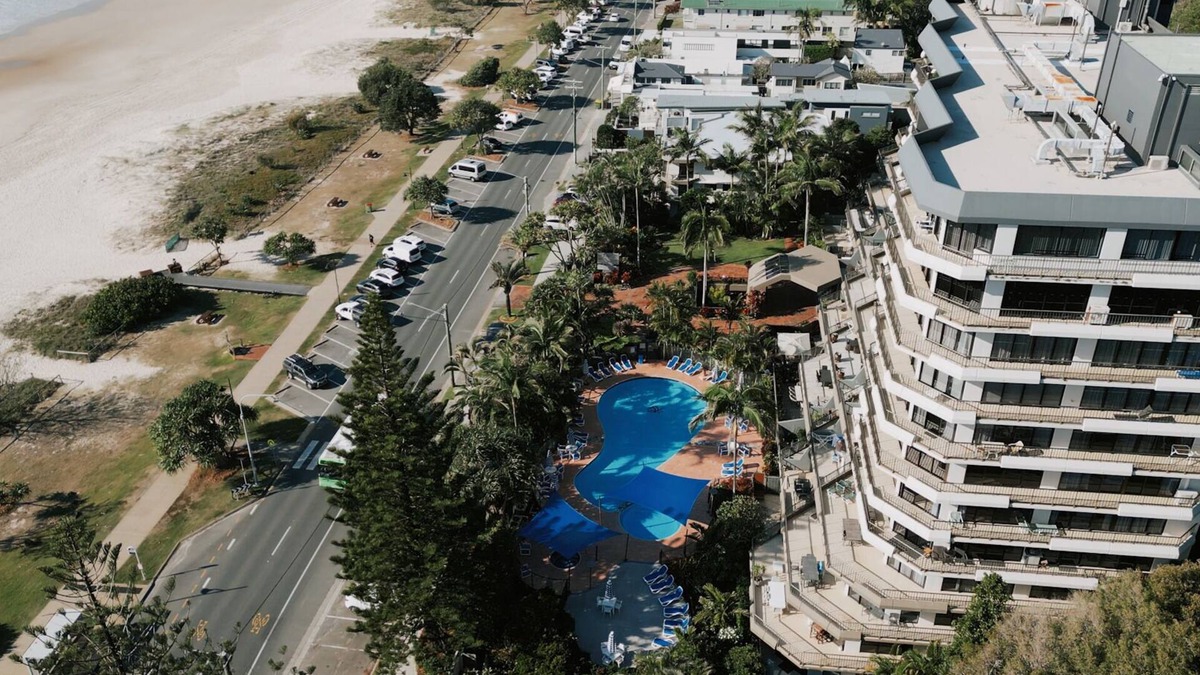 Tweed Heads Apartment | Pure Ocean Views Apartment 9 J The Rocks Currumbin Beach