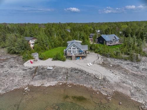 Northern Bruce Peninsula House | Purgatory Cove - Private Waterfront Escape