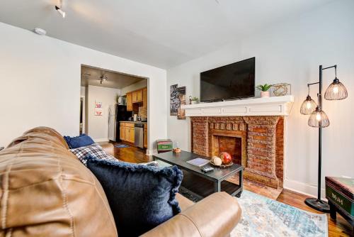 Central Oklahoma City Apartment | Putnam Pad II - City card 4 local biz discount