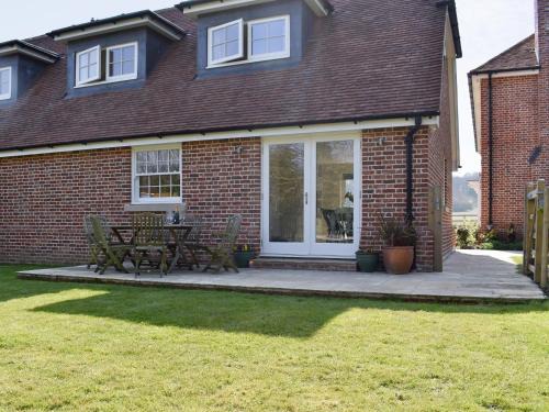 Stodmarsh House | Puxton Lodge