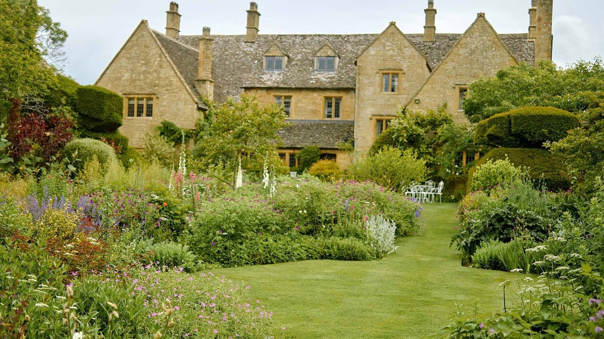 Broadway Villa | Pye Corner, Cotswold Manor w/outdoor heated pool