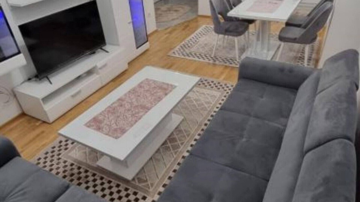 Visoko Apartment | Pyramid View Apartment - One Bedroom Apartment with Balcony