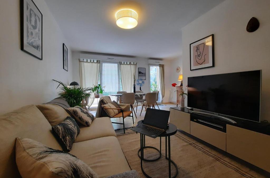 Prado-Perier Apartment | Pytheas Carré d'Or