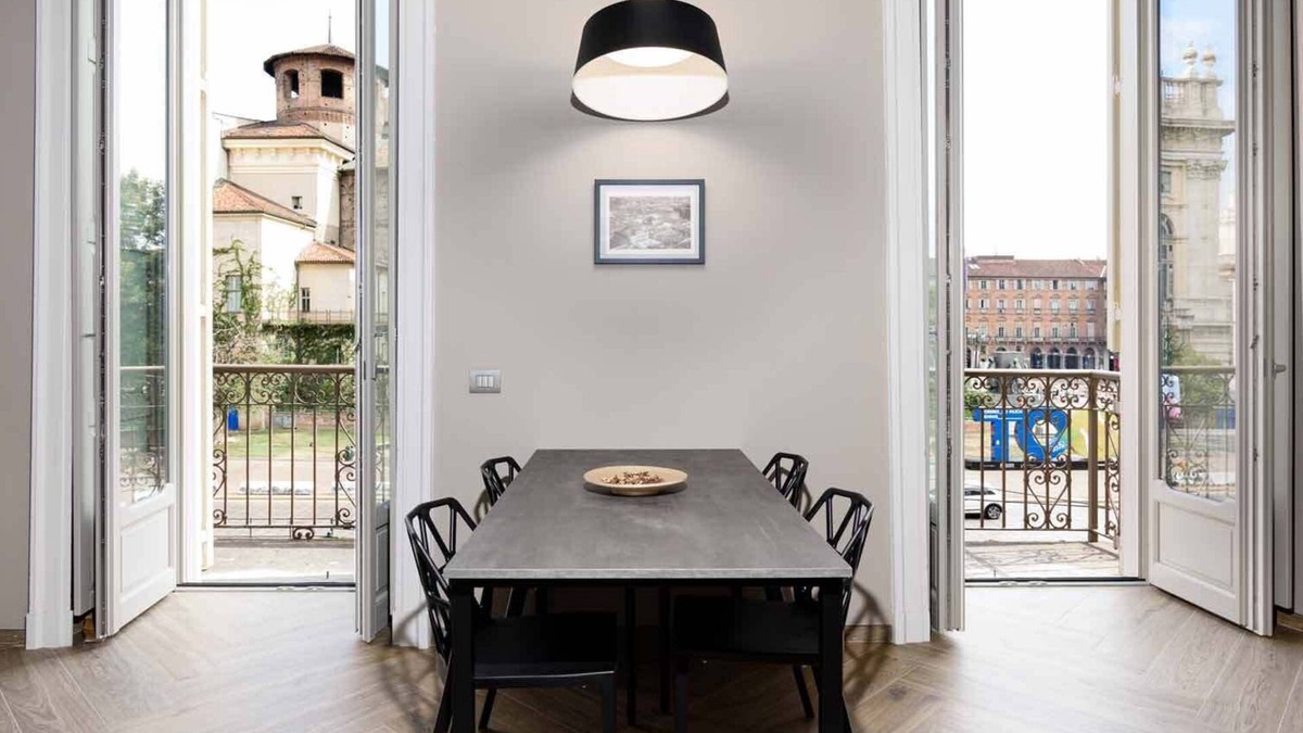 Historic Centre House | Q71 Timeless Suite