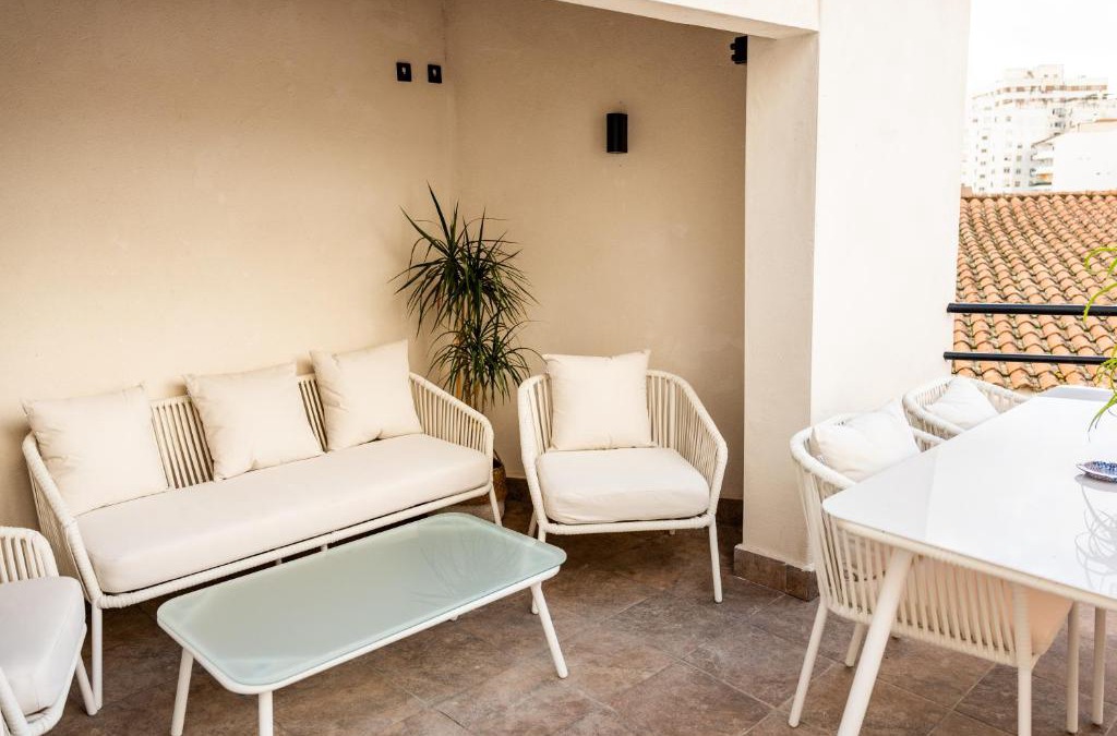 Distrito Centro-Casco-Antiguo Apartment | Qazris Suites