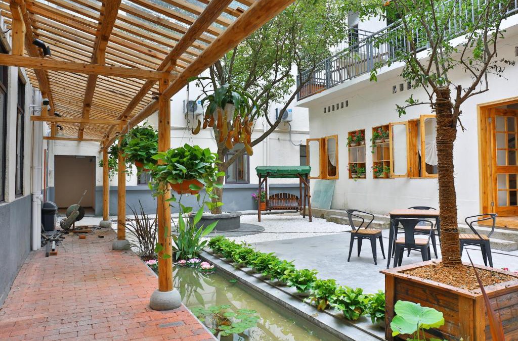 Chun'an Hostel | Qiandaohu Blue Mountain Youth Hostel