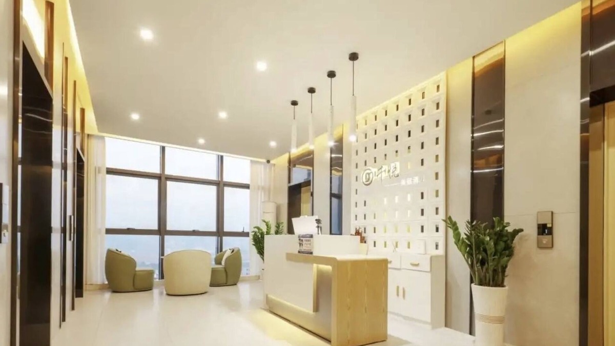 Changzhou District Hotel | QianYue Hotel