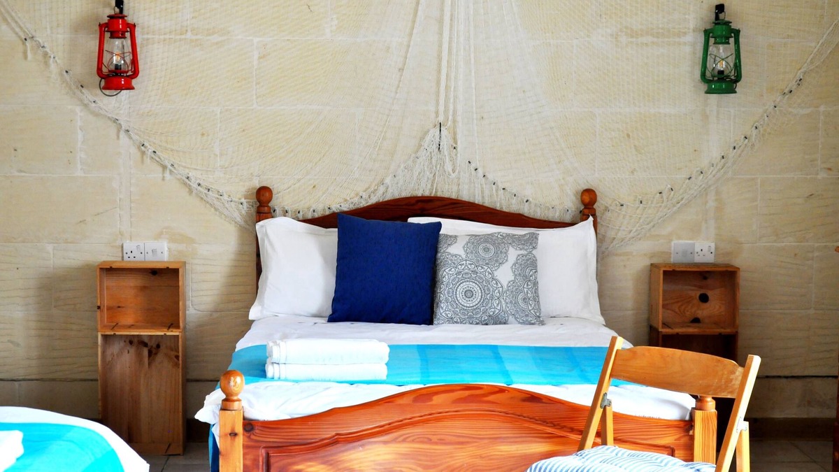 Santu Pietru Bed & Breakfast | Quadruple Room in a B&B in the heart of Gharb