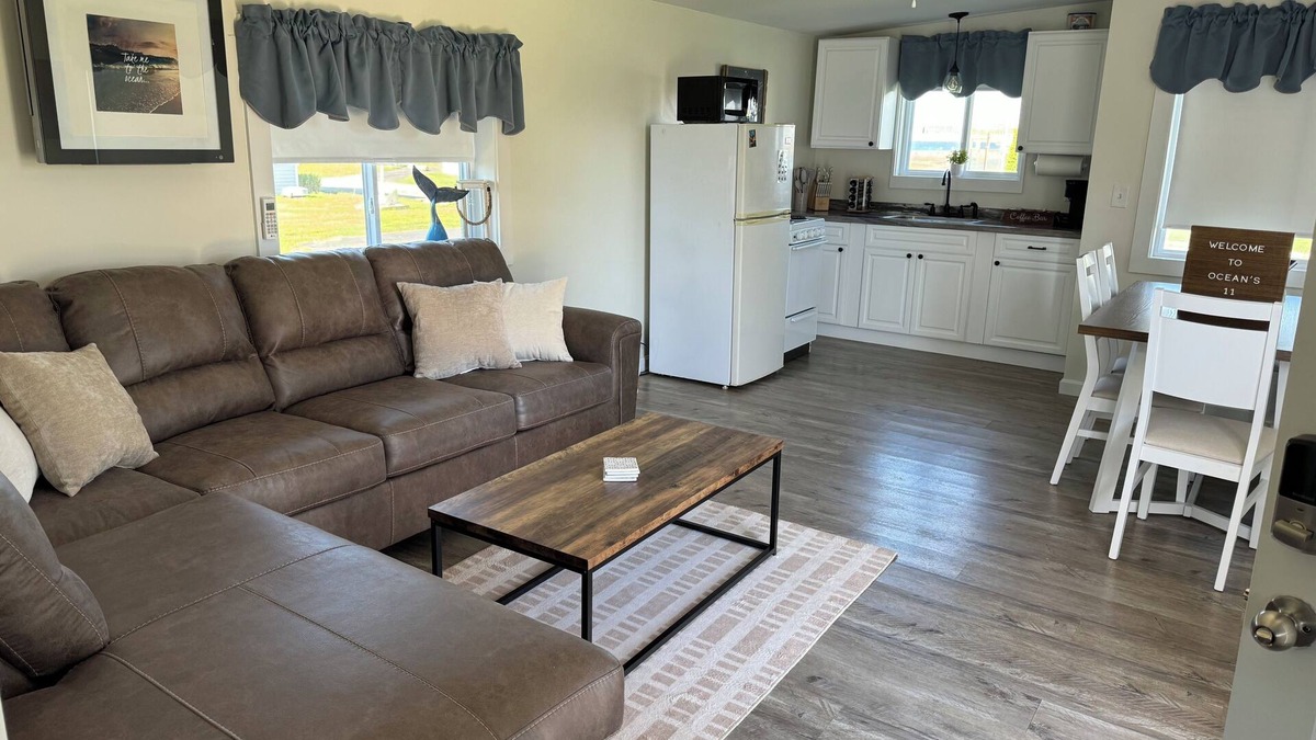 New Bedford House | Quaint 1 Bed 1 bath private beach home. Long term renters welcome for winter!
