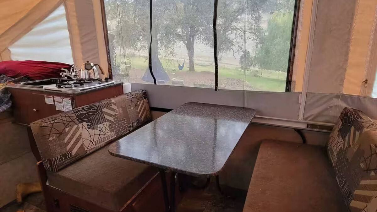 Cedar Ridge House | Quaint 1-bedroom RV in Auburn with WiFi access