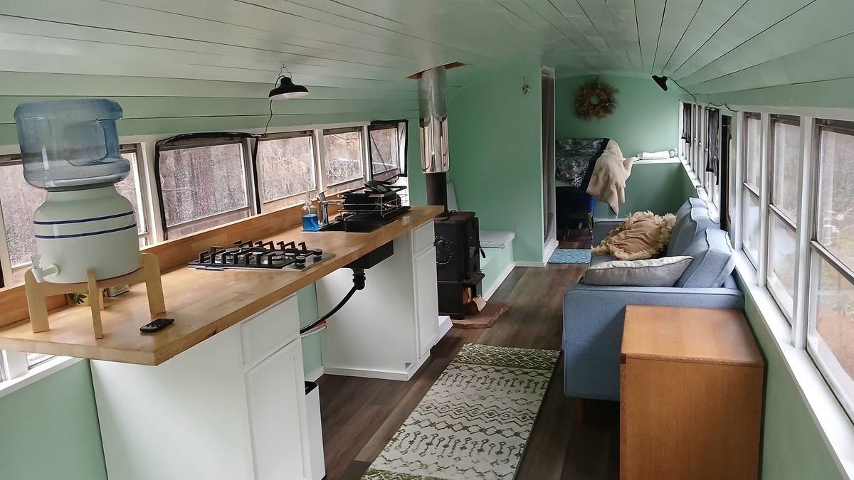 Trail House | Quaint 1-bedroom RV retreat in Trail