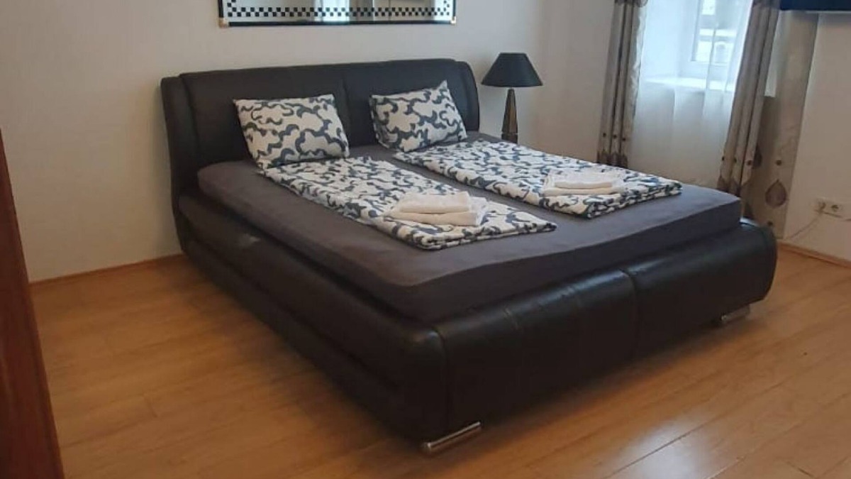 Simmering Apartment | Quaint 1BR in Simmering -Well-suited for Longstays
