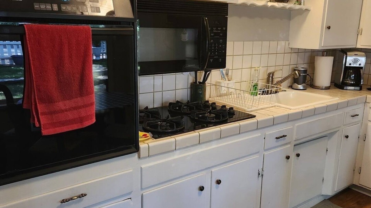Folsom Cottage | Quaint and charming Duplex, Unit B in Old Town Folsom