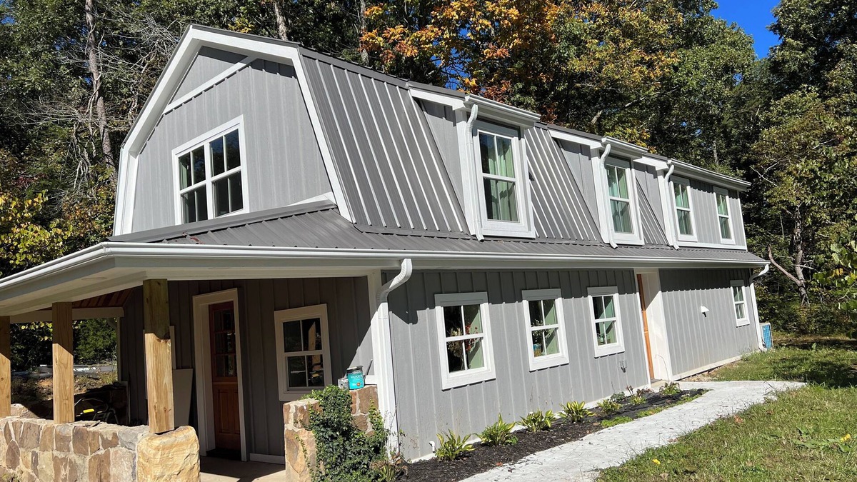 Coalmont House | Quaint and Cozy 3-bedroom home loaded with charm and amenities in Coalmont