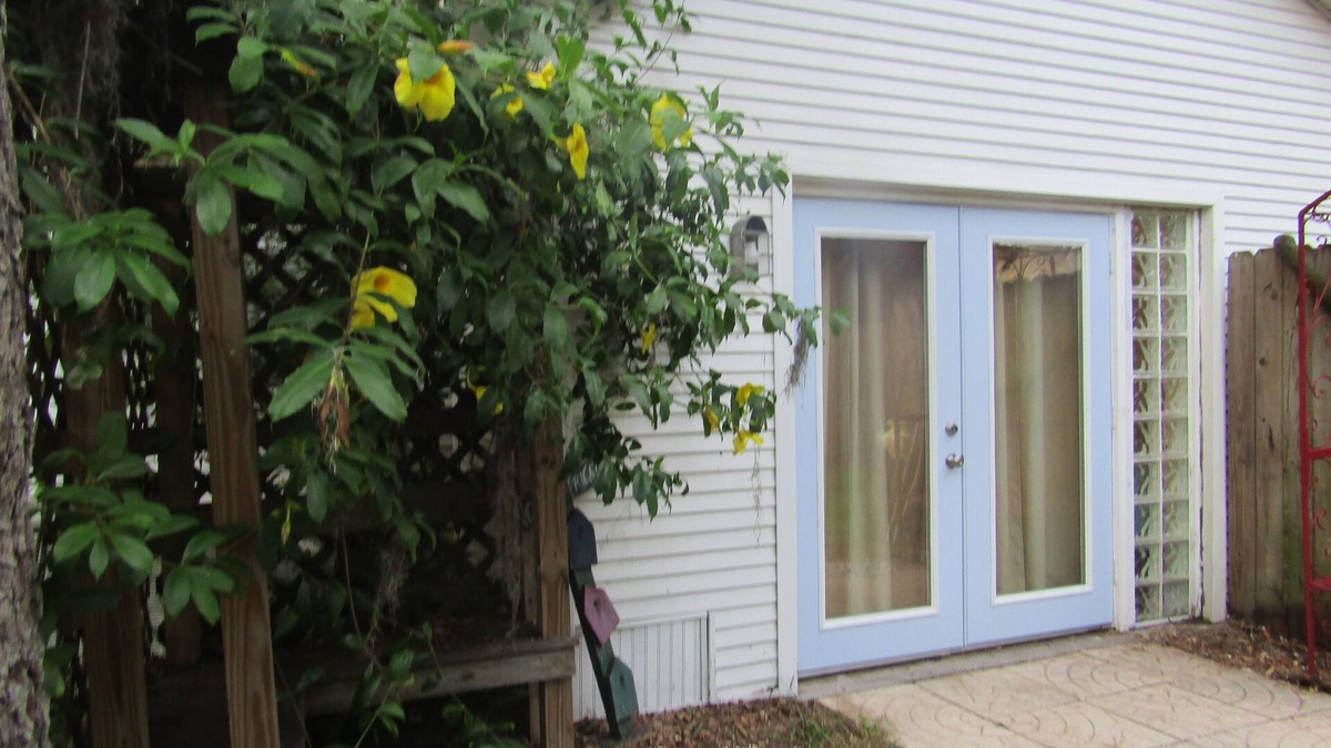 Crystal Beach Apartment | Quaint Beach Bungalow One block from the Gulf!