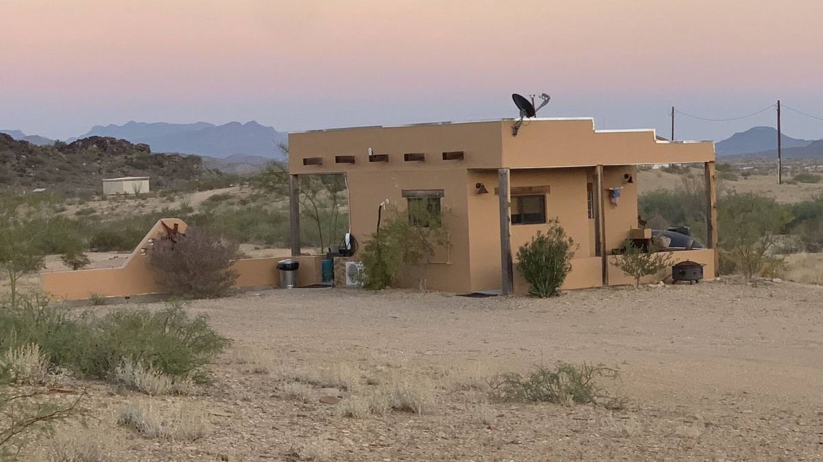 Terlingua Cabin | Quaint casita near BBNP