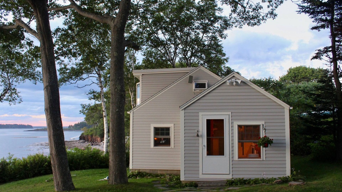 Mid-Coast and Islands Cottage | Quaint cottage intimately set on the rocky coast overlooking Casco Bay