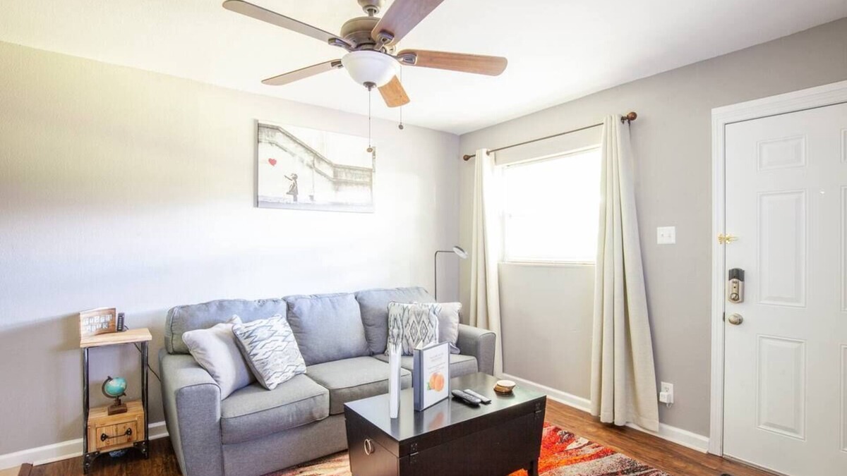 Mechanicsville Apartment | Quaint Gem Apt~Close to Downtown~Queen Bed