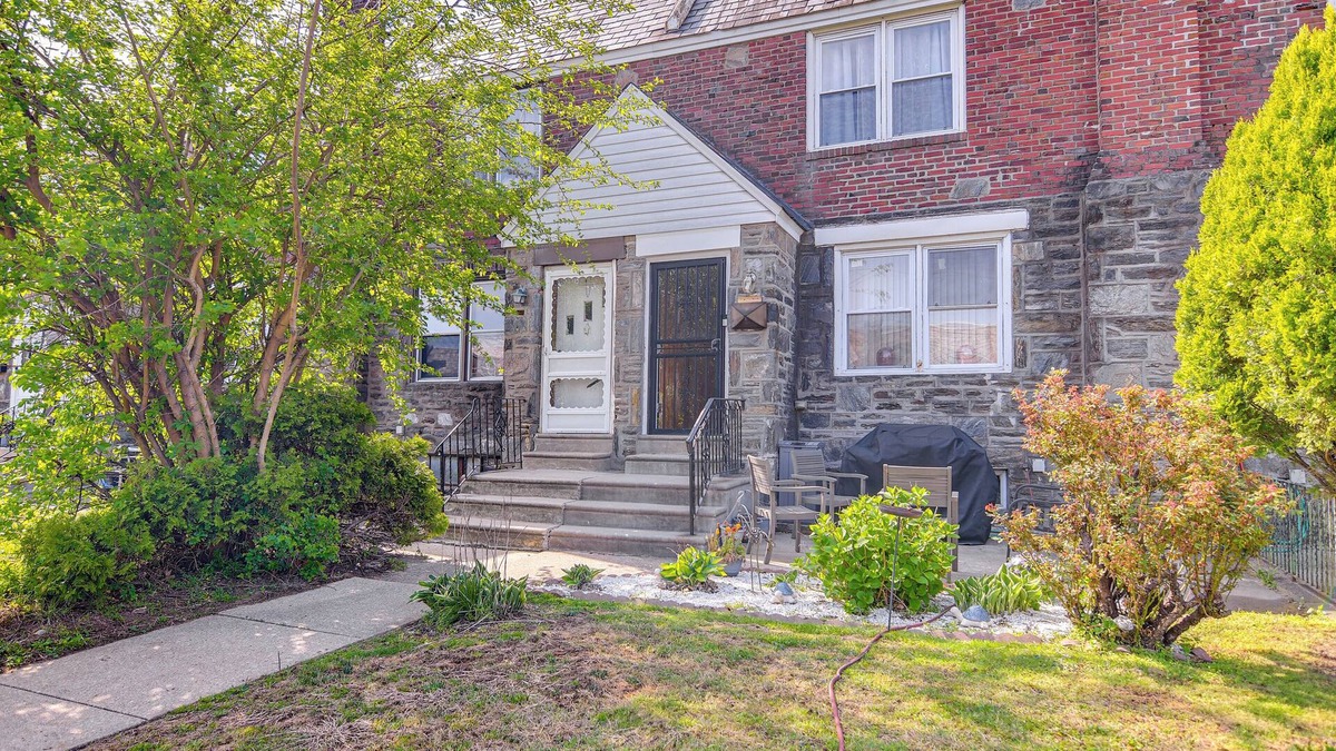 Primos Secane House | Quaint Lansdowne Getaway Near Downtown Philly!