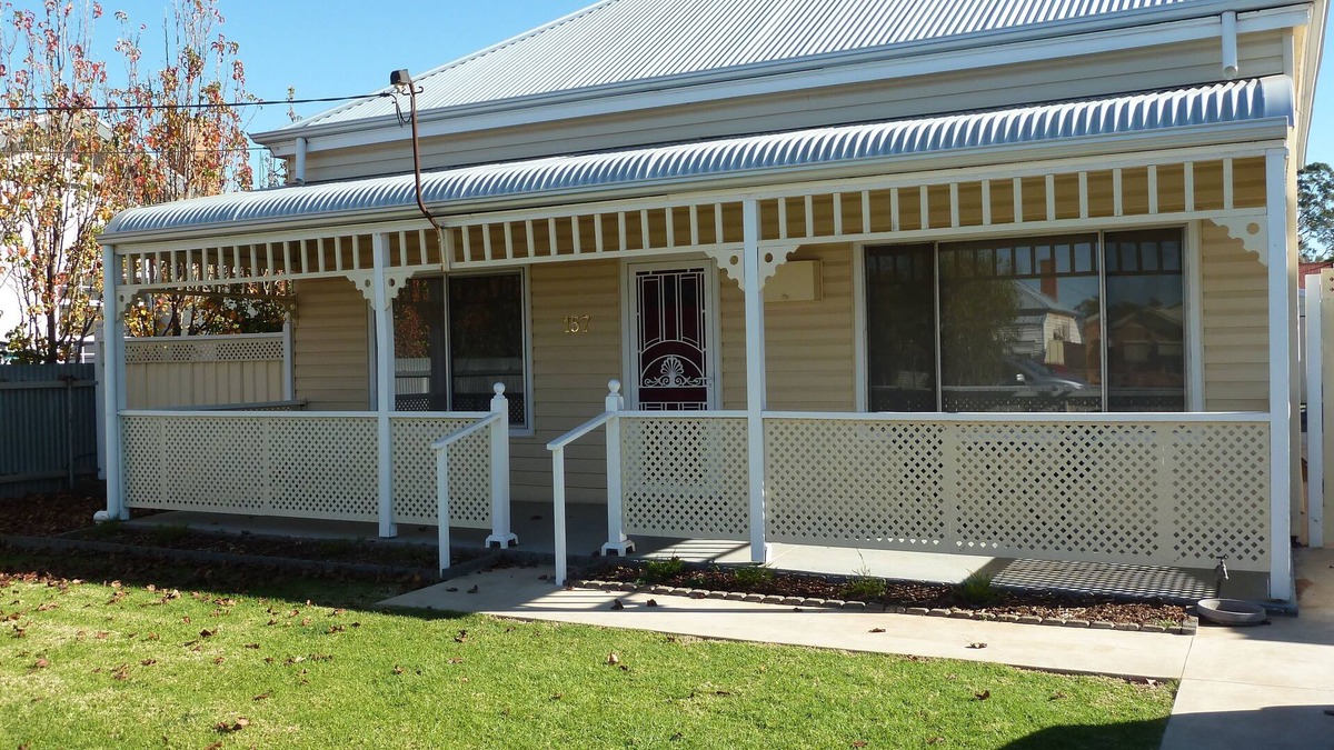 Mildura Cottage | "Quaint Little Cottage"