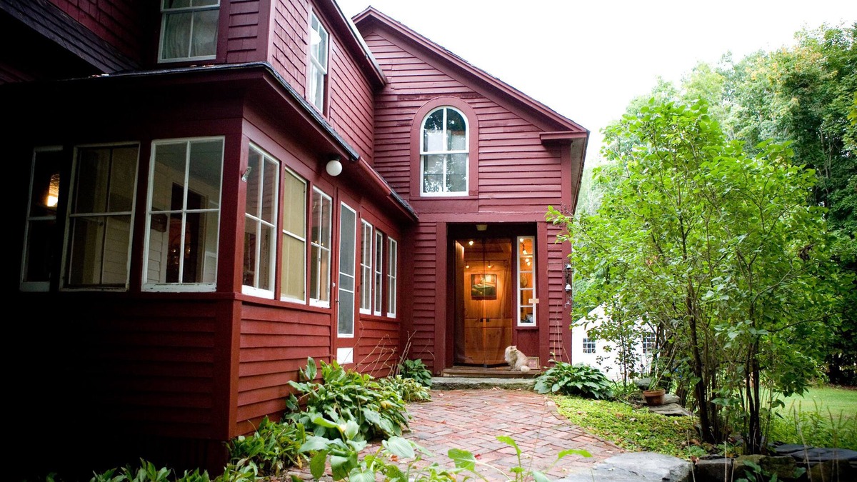 Gorham House | Quaint Maine Farmhouse near Portland