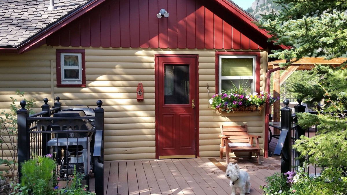 Estes Park Cabin | Quaint Mountain Cabin with Amazing Views- Approval # 20-NCC0050