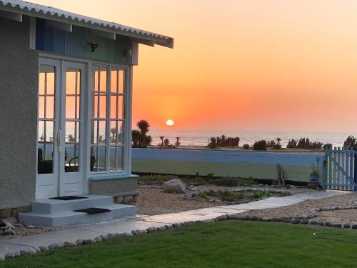 Vineta House | Quaint Seaside Cottage