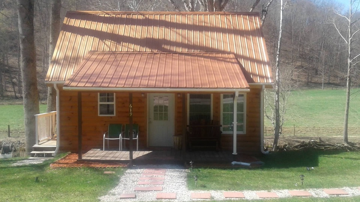 Frenchburg Cabin | Quaint, secluded cabin with the feel of home. Sleeps 4 with home-like amenities.
