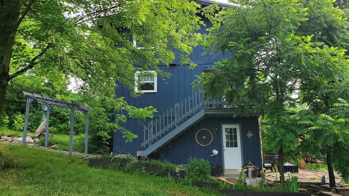 Bath Cottage | Quaint Stream Side Cottage 15m from Oxford&Hamilton OH