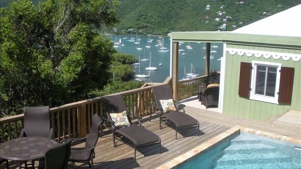 Estate Carolina Cottage | Quaint Studio Cottage with private pool overlooking beautiful Coral Bay