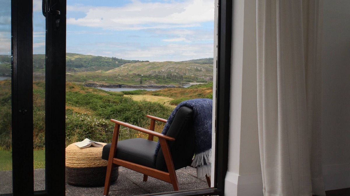 Castletownsend House | Quality Accommodation with a Spectacular Sea View