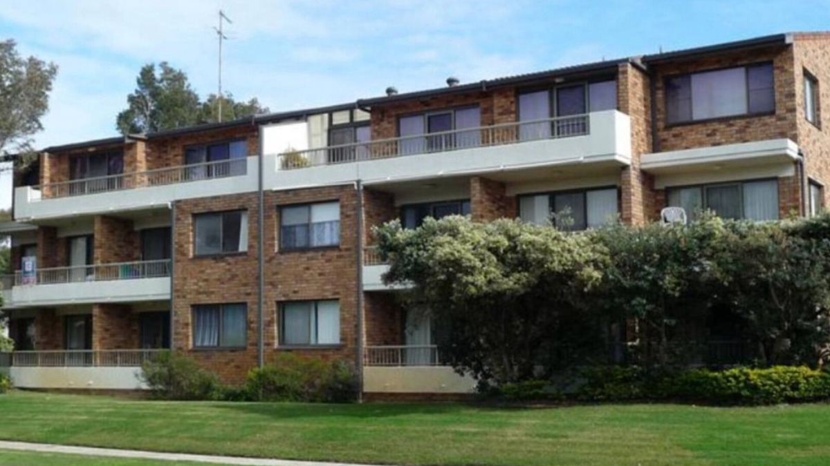 Hawks Nest Apartment | Quality Beachside Holiday