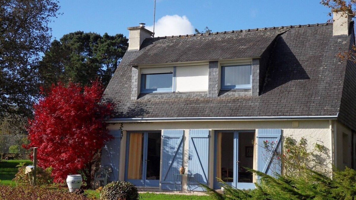 La Foret-Fouesnant House | Quality house, neat decoration by the sea on the GR 34