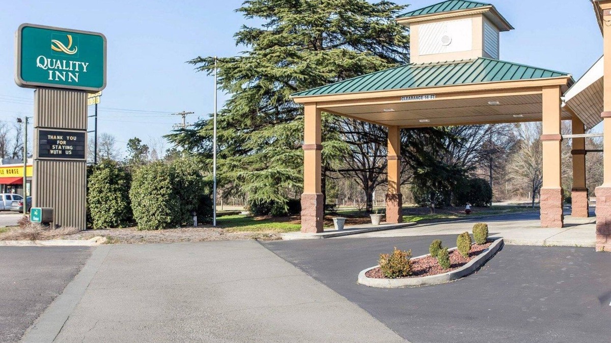 Seiglers Crossroads Hotel | Quality Inn Aiken North