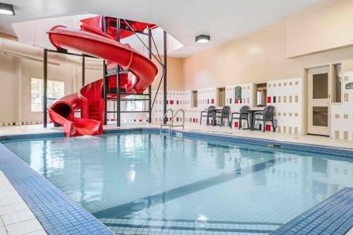 Dieppe Hotel | Quality Inn Airport