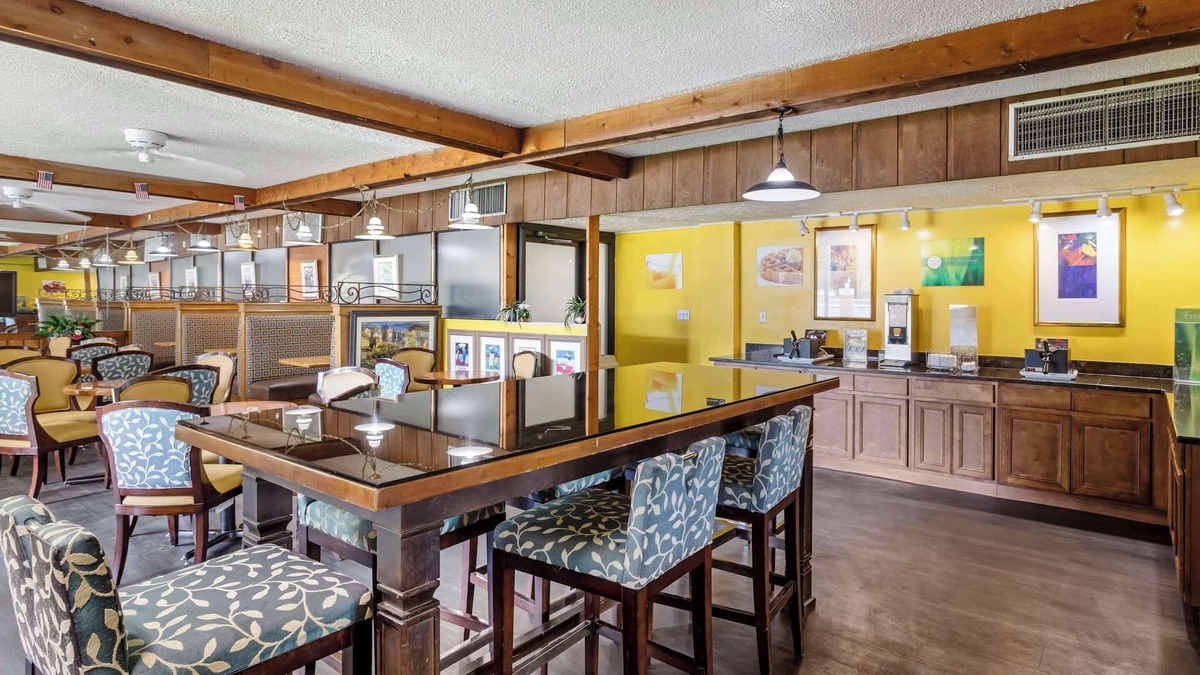 Alachua Hotel | Quality Inn Alachua - Gainesville Area