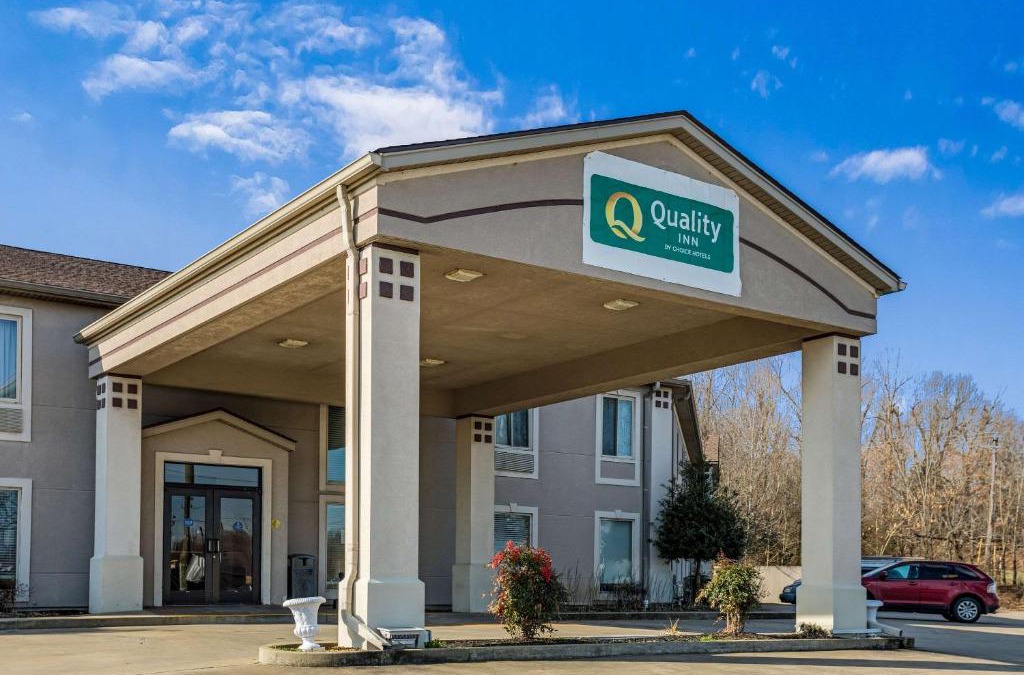 Calvert City Hotel | Quality Inn Calvert City - Paducah East