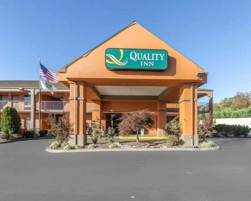 Johnson City Hotel | Quality Inn Downtown