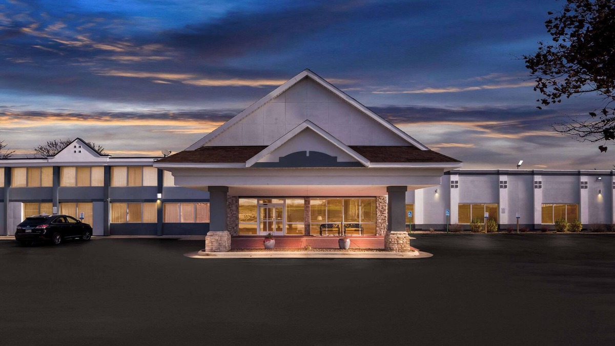 Fort Dodge Hotel | Quality Inn Fort Dodge