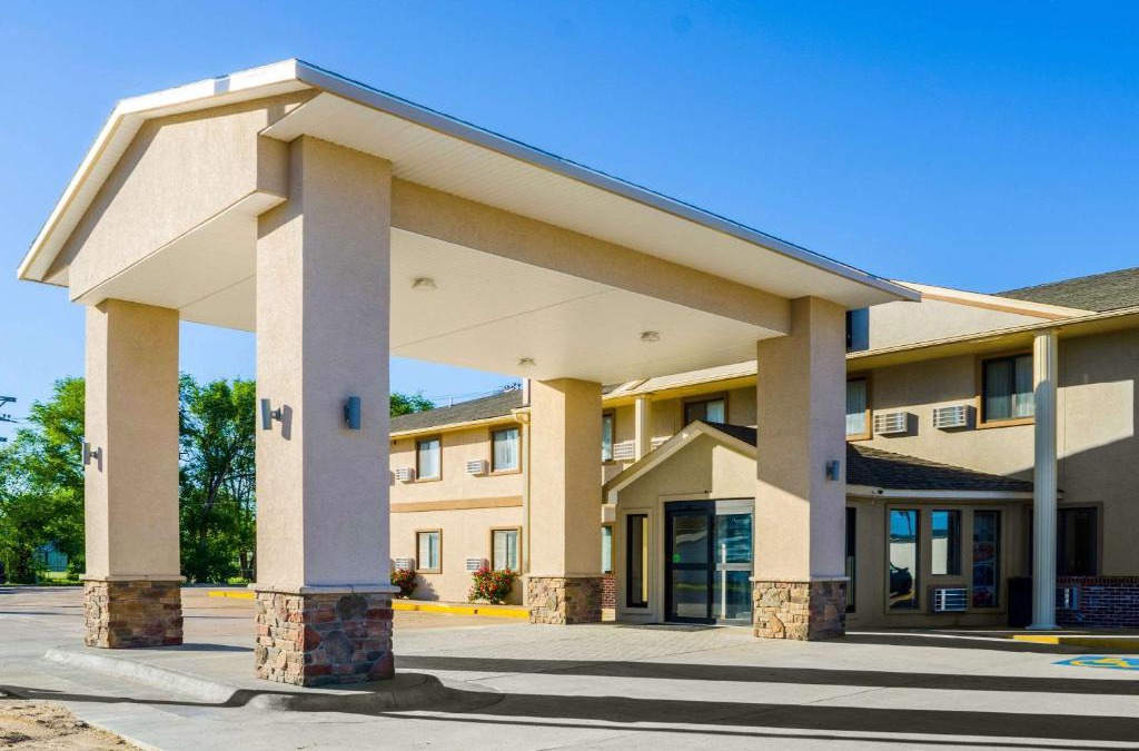 Great Bend Hotel | Quality Inn Great Bend