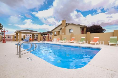 Holbrook Hotel | Quality Inn Holbrook near Petrified Forest