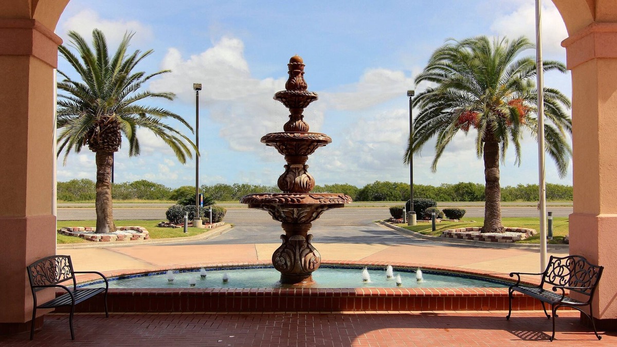 Ingleside Hotel | Quality Inn Ingleside - Corpus Christi