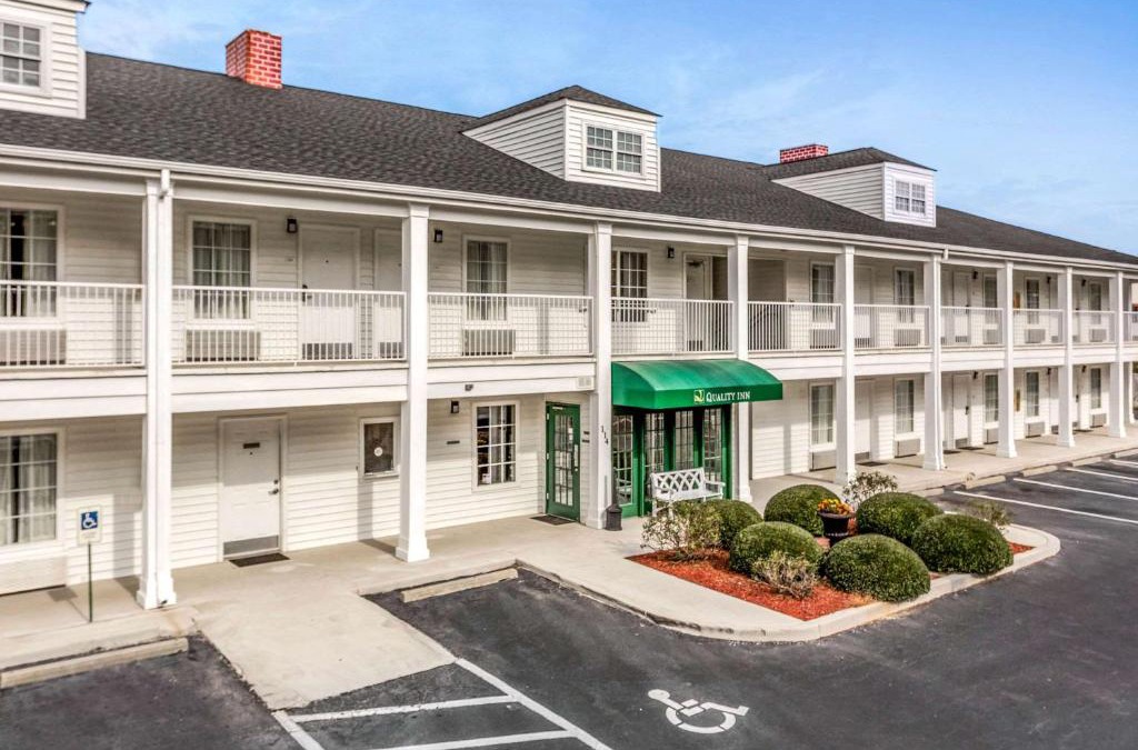 Lancaster Hotel | Quality Inn Lancaster