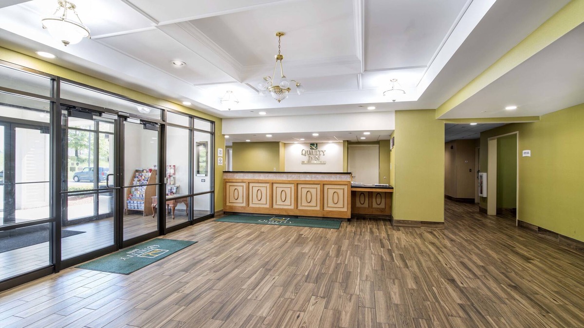 Loudon Hotel | Quality Inn Loudon-Concord
